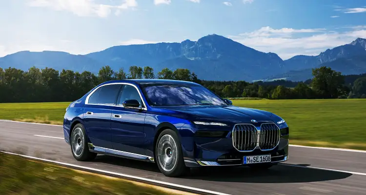 BMW 750e xDrive 가격, 스펙, 디자인 (2023년) 18