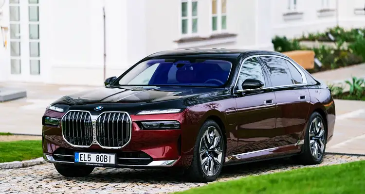 BMW 750e xDrive 가격, 스펙, 디자인 (2023년) 16