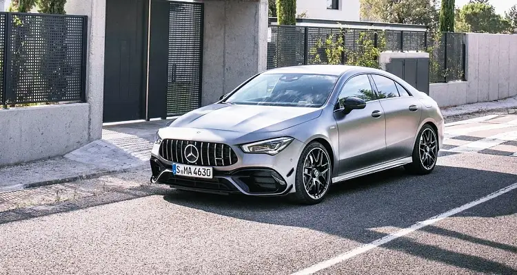 벤츠 CLA 45 AMG S 내부, 실내, 가격, 색상, 스펙, 인테리어, 가격표 (2023년) 30