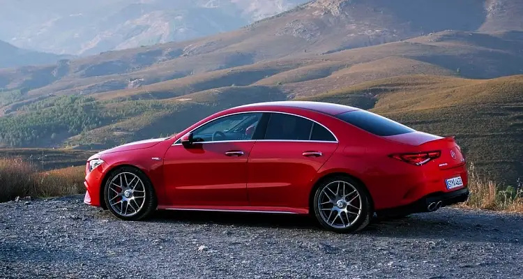 벤츠 CLA 45 AMG S 내부, 실내, 가격, 색상, 스펙, 인테리어, 가격표 (2023년) 14