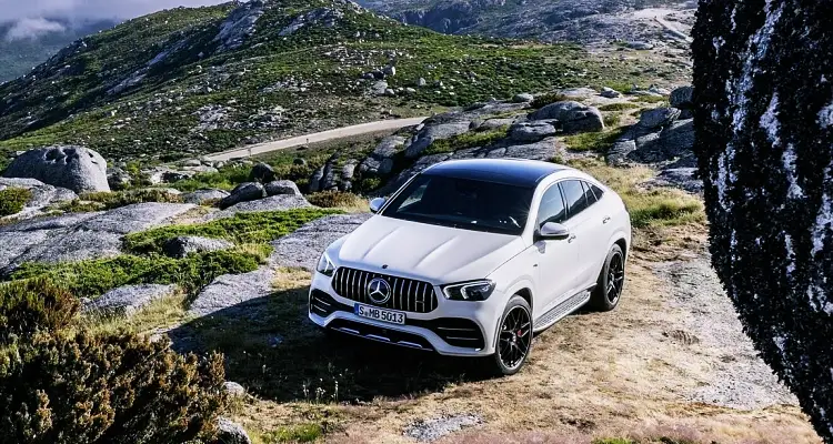 벤츠 GLE 53 AMG 쿠페 내부, 실내, 가격, 색상, 스펙, 인테리어, 가격표 (2023년) 24