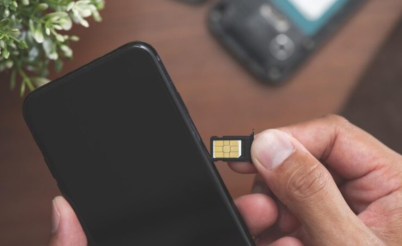 유심보호서비스(+ 스마트폰 보안의 첫걸음, 안전한 사용법 총정리) 12 유심보호서비스 - 결론: 디지털 시대의 든든한 방패 🛡️