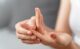 6가지 효과적인 손가락 관절염 치료 및 예방 방법 21