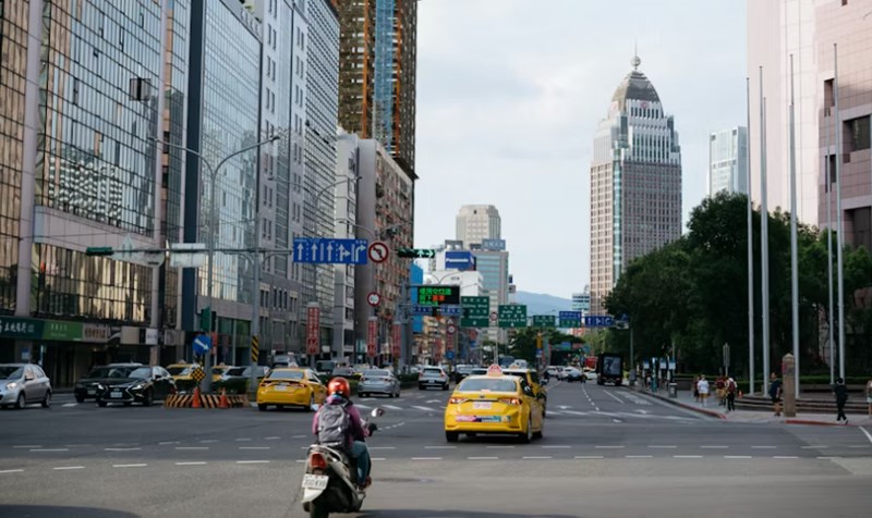 자동차 보험료 디시(+ 2025년 최신 정보와 나이별 보험료 절약 가이드) 14 자동차 보험료 디시(+ 2025년 최신 정보와 나이별 보험료 절약 가이드) 13