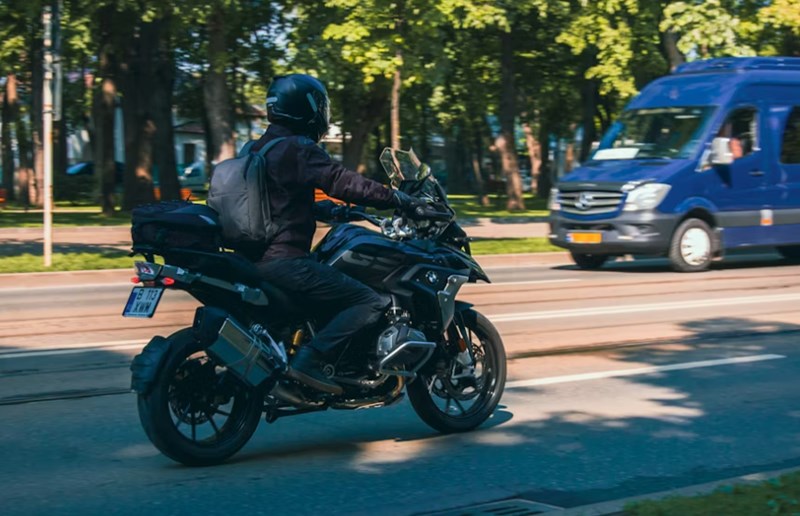 이륜차 운전자 보험, 필수 가입해야 할까?(+ 2025년 최신 정보와 가이드) 8 이륜차 운전자 보험, 필수 가입해야 할까?(+ 2025년 최신 정보와 가이드) 7