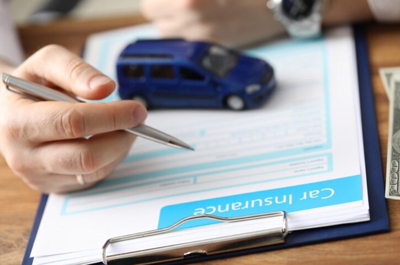 LIG 다이렉트 - 2025년 자동차보험료 절약 가이드 - 현명한 선택 방법 8 LIG 다이렉트 - 2025년 자동차보험료 절약 가이드 - 현명한 선택 방법 7