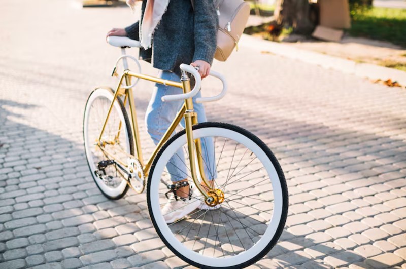 안전한 라이딩을 위한 필수 가이드 - 자전거 보험 10가지 정보 14 안전한 라이딩을 위한 필수 가이드 - 자전거 보험 10가지 정보 13