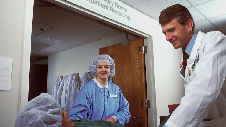 건강 검진을 받는 모습