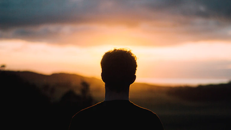 2026년 희귀질환 보험금 지급 거절 막는 완벽 팁 8 보험 상담을 하는 사람들