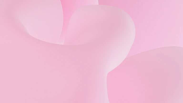 보험 설계사와 함께 암보험 설계를 상담하는 모습