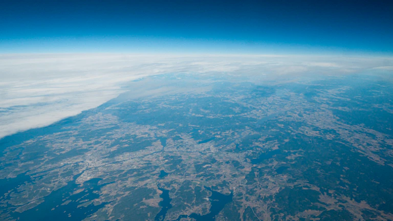 우주에서 본 푸른 지구