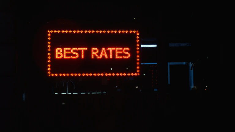 이자율 하락을 보여주는 그래프