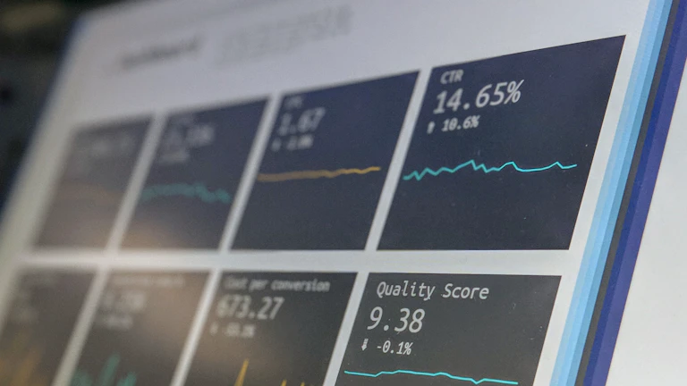 2026년 경험생명표 개정, 당신의 실비보험료 인상폭 방어 전략 8 보험료 상승 추세를 보여주는 그래프