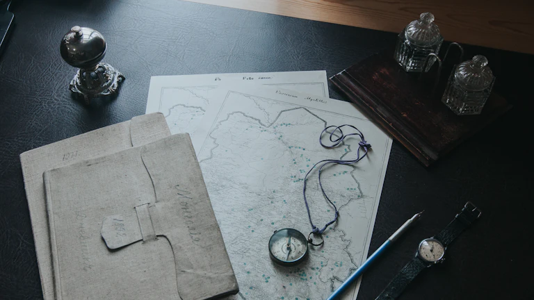 양성자치료 거절 대응과 지급 후기 8 보험 청구 서류와 청진기가 놓인 책상