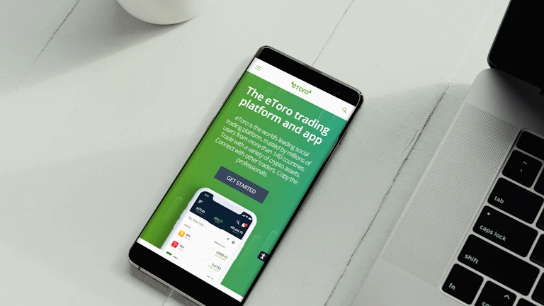 2026년, 실손보험 청구 간편화로 병원비 즉시 환급받는 5가지 비법 8 스마트폰을 이용한 간편 보험금 청구