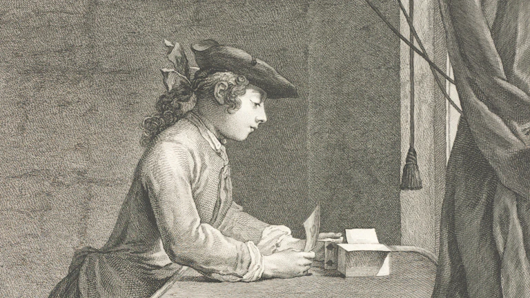 병원비 걱정 끝! 월 1만원으로 든든하게 챙기는 나만의 비상금 만들기 7 보험 증권을 확인하는 여성