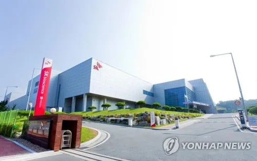 주식 거래 화면과 종목 차트