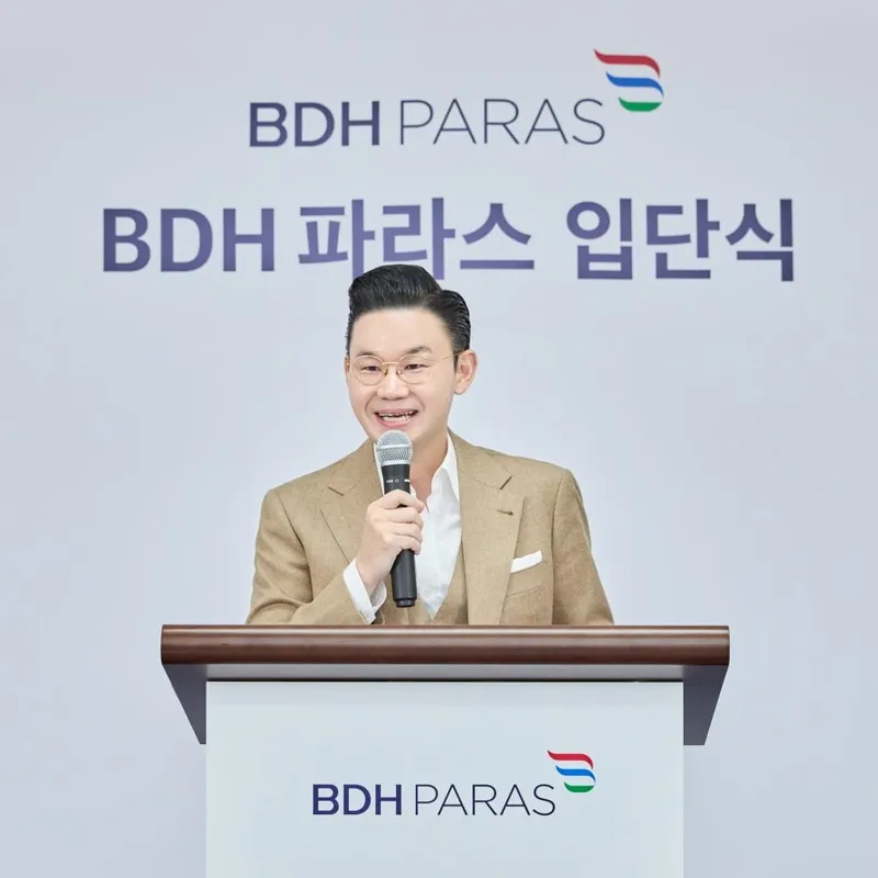 맥락 확인 체크리스트를 적는 장면
