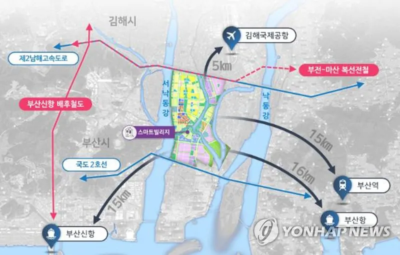 부산 도심 주차장 분위기