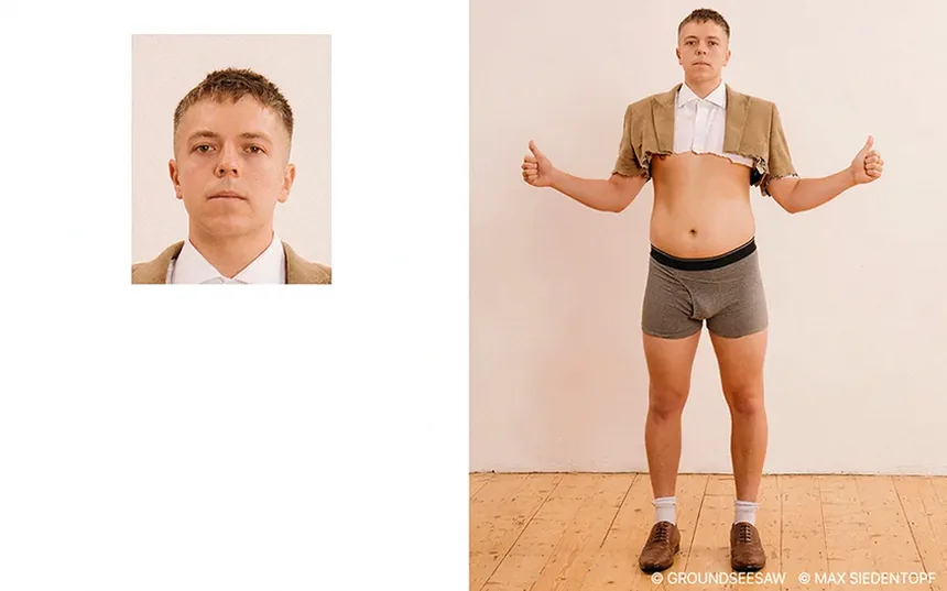 문맥을 조심스럽게 읽는 손과 노트