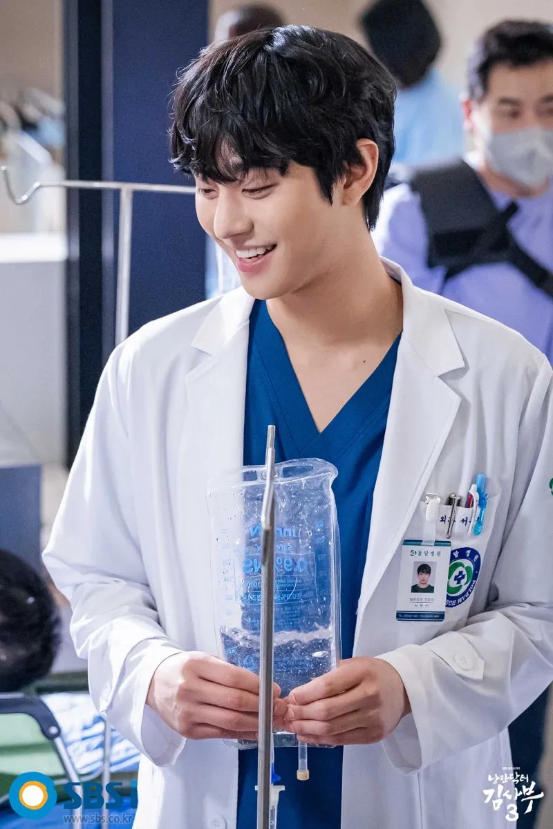 키워드 확인용 메모와 노트 이미지