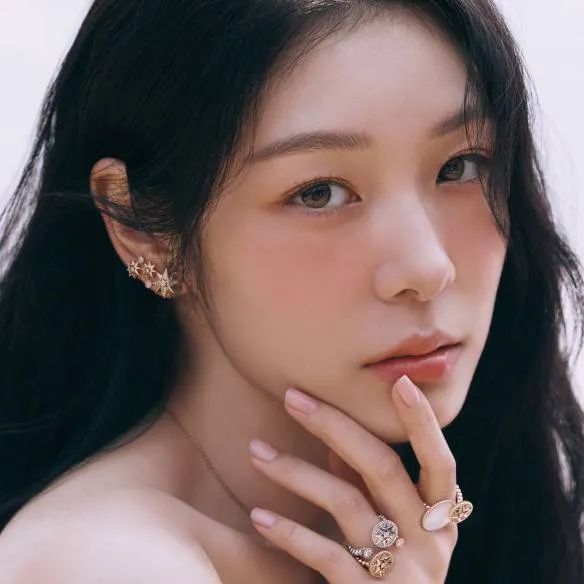 김연아 숏컷 디올 주얼리 착용 포인트 정리 1