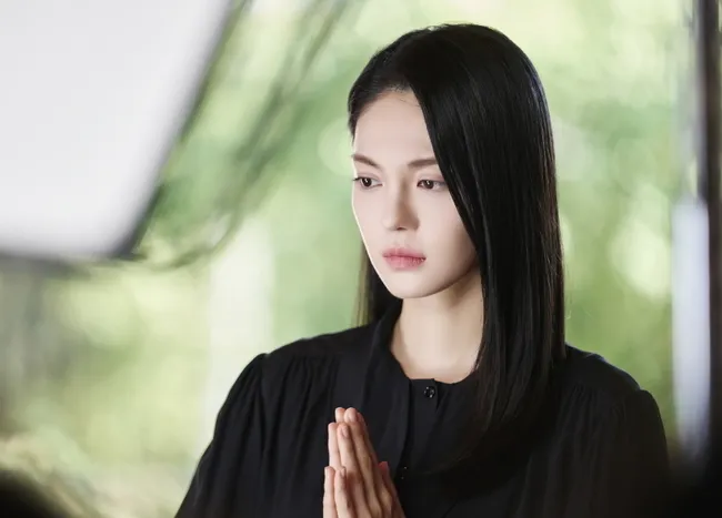 결말 직후 충격을 받은 듯한 분위기